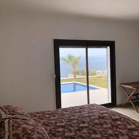 Çeşme Ella Clarmond Villa Çeşme